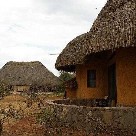 Samburu Sopa Lodge Archers Post Екстериор снимка